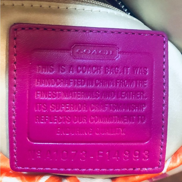 Coach Pink/cream Carriage Print Fabric and Patent Leather Flab Hobo. Price firm - Picture 2 of 9